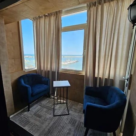 Blue Marina Sea View Apartamento